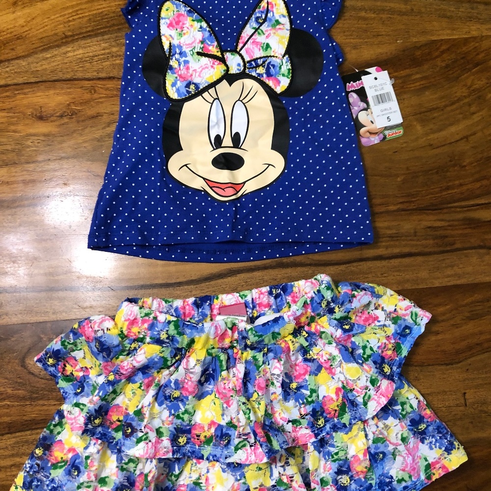 NWT Girls Size 5 Disney Minnie Mouse Skirt Set